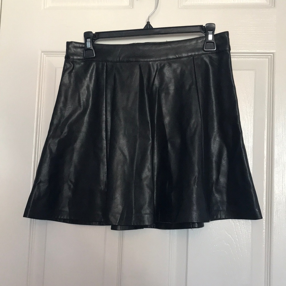 H&M Vegan leather skater skirt